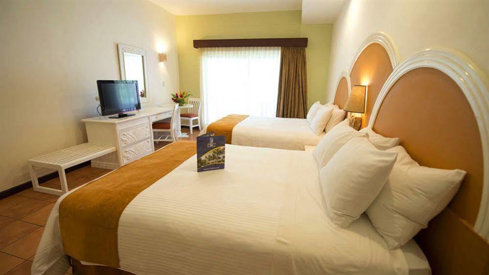 Hotel Soleil Pacifico Chulamar Eksteriør billede
